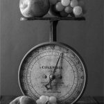 182 Lori Henderson_Macro Close Up SALON MONOCHROME_More Than One Pound_Honorable Mention